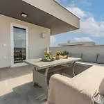 Deluxe Anelle With Jacuzzi * 자다르