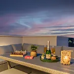 Deluxe Anelle With Jacuzzi 자다르