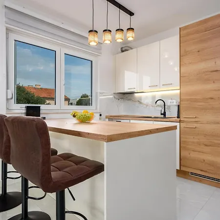 Deluxe Anelle With Jacuzzi Apartment Zadar