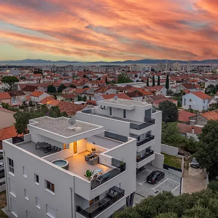 Apartment Deluxe Anelle With Jacuzzi Zadar