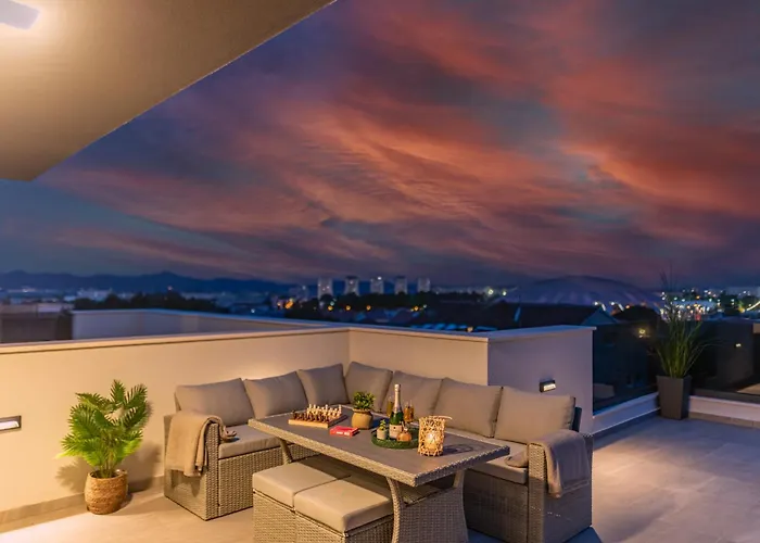 Apartment Deluxe Anelle With Jacuzzi